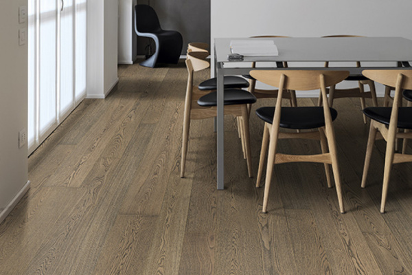 Шпонированная паркетная доска на НDF основе Auswood NATURAL Magma Oak